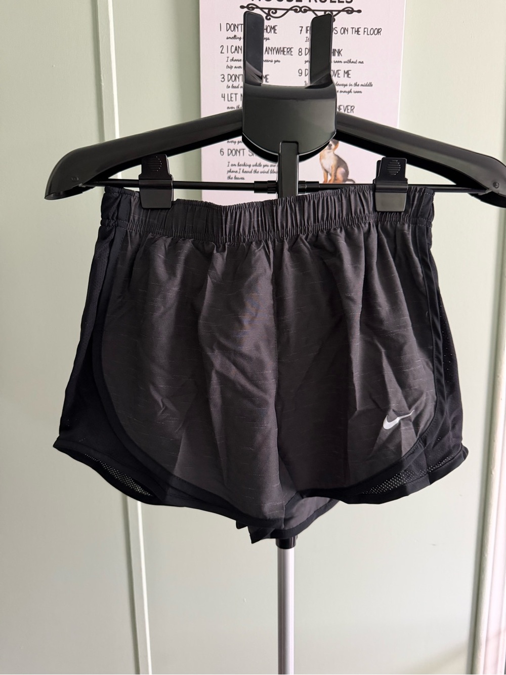 Nike Black Athletic Split-Hem Running Shorts. Women’s Size S